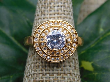 RING ROCK STONE LAPIDARY SPECIMEN