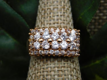 RING ROCK STONE LAPIDARY SPECIMEN