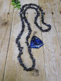 GENUINE STONE NECKLACE ROCK STONE LAPIDARY SPECIMEN