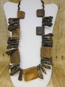 AFRICAN TRADE BEADS ROCK STONE LAPIDARY SPECIMEN