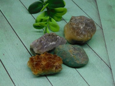 MIXED ROUGH LOT ROCK STONE LAPIDARY SPECIMEN