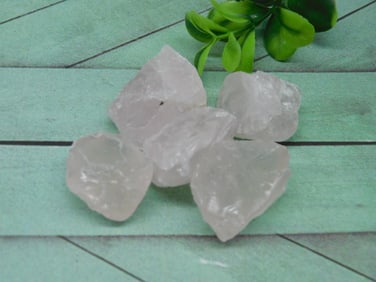 ROSE QUARTZ ROCK STONE LAPIDARY SPECIMEN