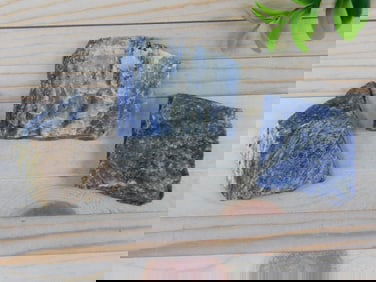 SODALITE ROCK STONE LAPIDARY SPECIMEN