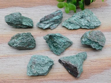 FUCHSITE ROCK STONE LAPIDARY SPECIMEN