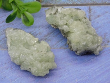 PREHNITE ROCK STONE LAPIDARY SPECIMEN