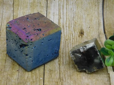 MIXED LOT ROCK STONE LAPIDARY SPECIMEN