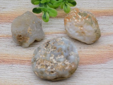 ROCK STONE LAPIDARY SPECIMEN