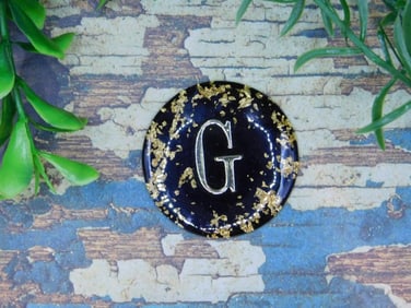 GOLD FLECKED G CABOCHON ROCK STONE LAPIDARY SPECIMEN