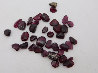 GARNET ROCK STONE LAPIDARY SPECIMEN