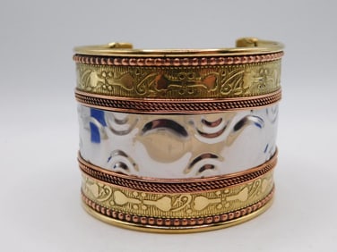 METAL CUFF BRACELET