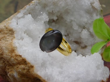 STONE RING ROCK STONE LAPIDARY SPECIMEN