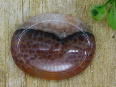 FIRE AGATE WORRY STONE ROCK STONE LAPIDARY SPECIMEN