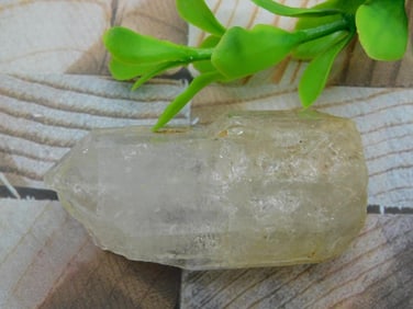 QUARTZ ROCK STONE LAPIDARY SPECIMEN