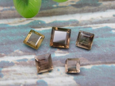 SMOKY QUARTZ ROCK STONE LAPIDARY SPECIMEN