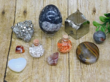 MIXED LOT ROCK STONE LAPIDARY SPECIMEN