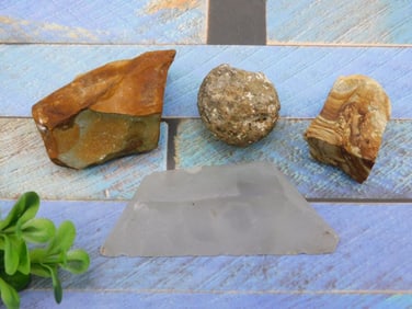 MIXED LOT ROCK STONE LAPIDARY SPECIMEN