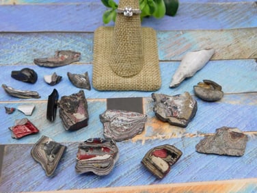 MIXED LOT ROCK STONE LAPIDARY SPECIMEN