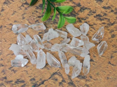 QUARTZ ROCK STONE LAPIDARY SPECIMEN