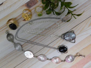 MIXED JEWELRY LOT ROCK STONE LAPIDARY SPECIMEN