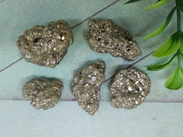 PYRITE ROCK STONE LAPIDARY SPECIMEN