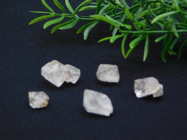 HERKIMER DIAMONDS ROCK STONE LAPIDARY SPECIMEN