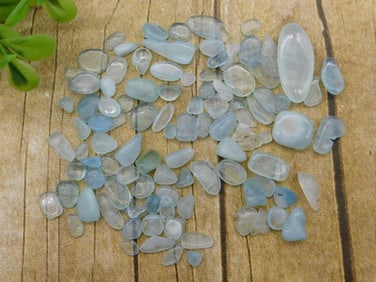 AQUAMARINE ROCK STONE LAPIDARY SPECIMEN