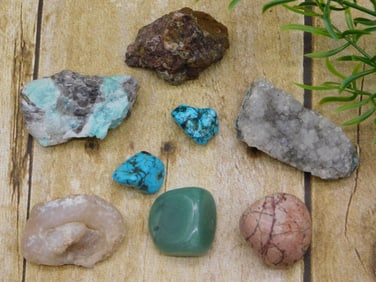 MIXED ROUGH LOT ROCK STONE LAPIDARY SPECIMEN