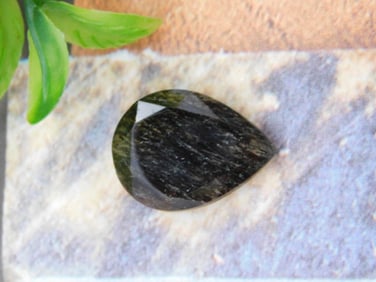 TOURMALATED QUARTZ ROCK STONE LAPIDARY SPECIMEN