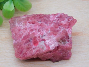 GEM RHODONITE ROCK STONE LAPIDARY SPECIMEN