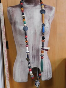 AFRICAN TRADE BEADS ROCK STONE LAPIDARY SPECIMEN