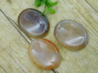 WORRY STONES ROCK STONE LAPIDARY SPECIMEN