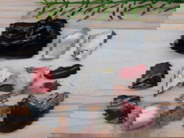 FORDITE MOTOR CITY AGATE ROCK STONE LAPIDARY SPECIMEN