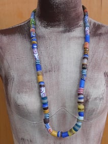 AFRICAN TRADE BEADS ROCK STONE LAPIDARY SPECIMEN