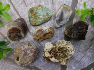 MIXED LOT ROCK STONE LAPIDARY SPECIMEN