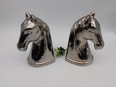 HORSE HEAD BOOKENDS
