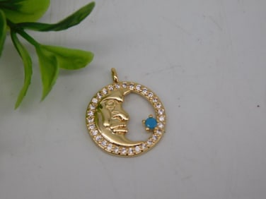 CRESCENT MOON PENDANT