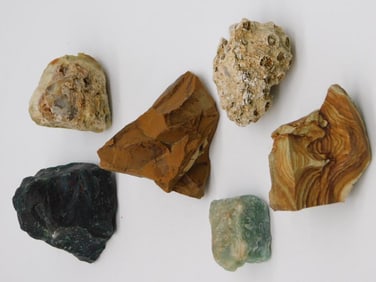 MIXED LOT ROCK STONE LAPIDARY SPECIMEN