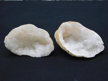 GEODE ROCK STONE LAPIDARY SPECIMEN