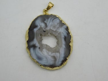GEODE SLICE PENDANT ROCK STONE LAPIDARY SPECIMEN