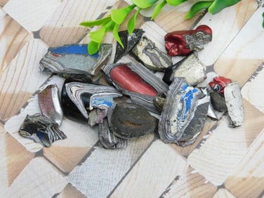 FORDITE MOTOR CITY AGATE ROCK STONE LAPIDARY SPECIMEN