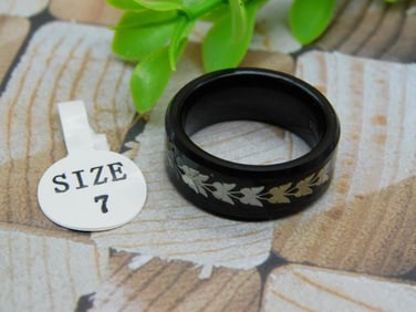 TUNGSTEN CARBIDE RING SIZE 7 ROCK STONE LAPIDARY SPECIMEN