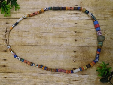 AFRICAN TRADE BEADS ROCK STONE LAPIDARY SPECIMEN