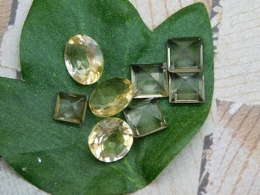 MIXED GEMSTONE ROCK STONE LAPIDARY SPECIMEN