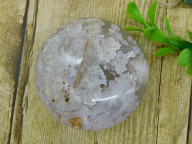 HATMANS FLOWER PETAL AGATE ROCK STONE LAPIDARY SPECIMEN