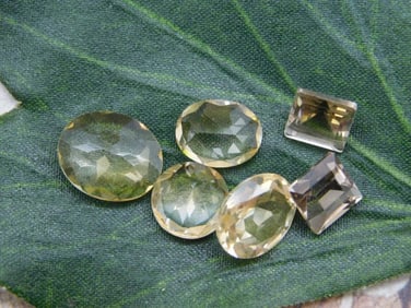 MIXED GEMSTONE ROCK STONE LAPIDARY SPECIMEN