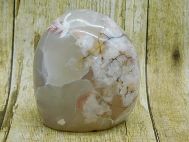 HATMANS FLOWER PETAL AGATE ROCK STONE LAPIDARY SPECIMEN