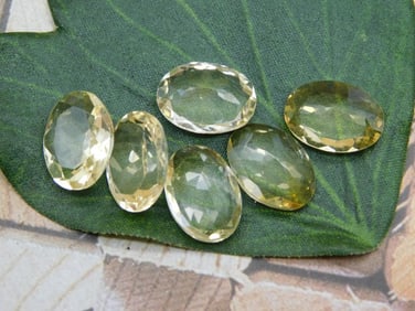 CITRINE ROCK STONE LAPIDARY SPECIMEN