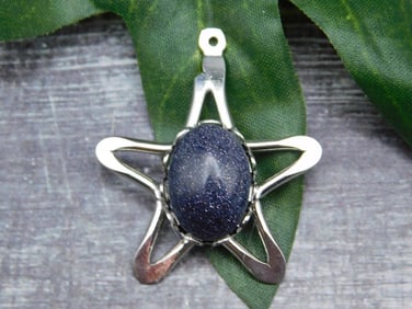 BLUE GOLDSTONE STAR PENDANT ROCK STONE LAPIDARY SPECIMEN