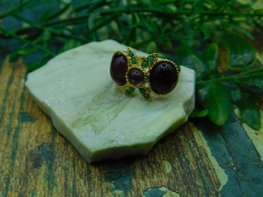ABALONE AND AVENTURINE BUTTERFLY RING ROCK STONE LAPIDARY SPECIMEN