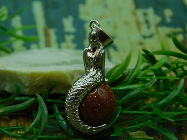 GOLDSTONE MERMAID PENDANT ROCK STONE LAPIDARY SPECIMEN